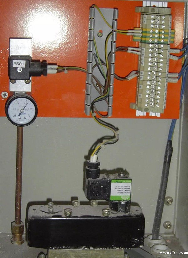 星空游戏下载单机控制箱